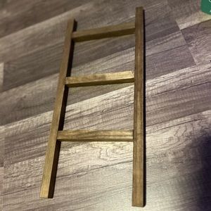 Mini blanket ladder